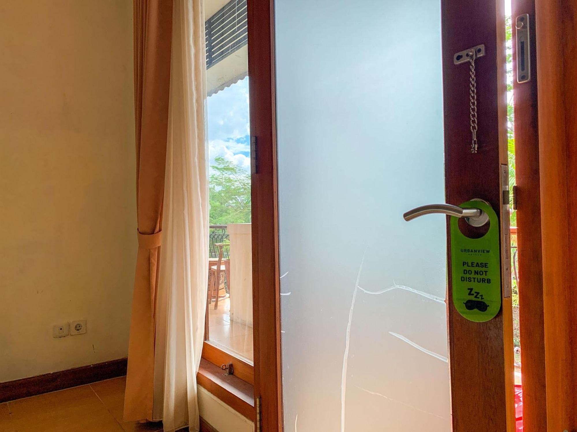 Urbanview Sasono Putro Condoongcatur By Reddoorz Kejayan Exteriér fotografie