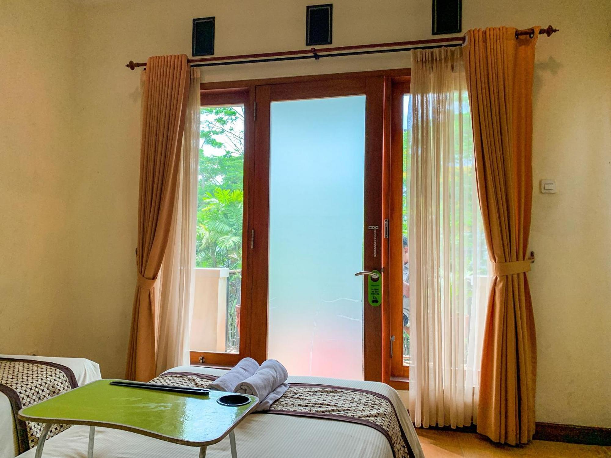 Urbanview Sasono Putro Condoongcatur By Reddoorz Kejayan Exteriér fotografie