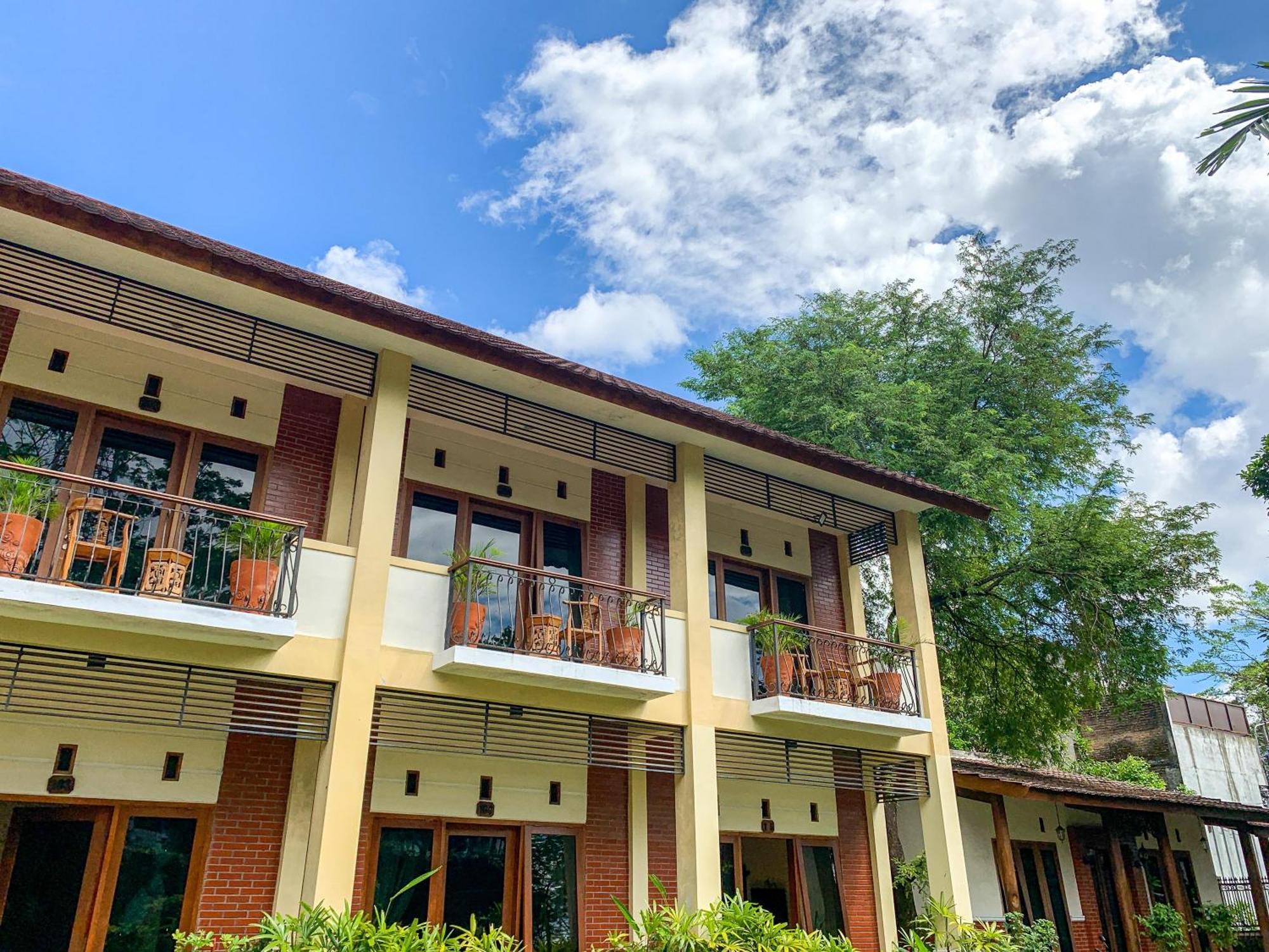 Urbanview Sasono Putro Condoongcatur By Reddoorz Kejayan Exteriér fotografie